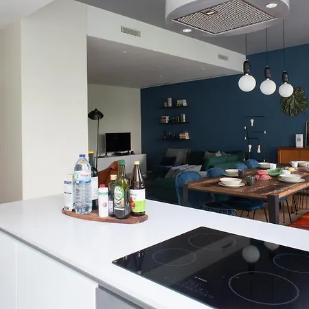 Plum Guide - The Night Owl Apartamento Lisboa